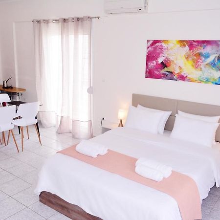 Appartement Studio Coral à Kalamata Extérieur photo