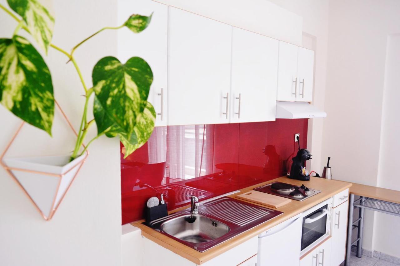 Appartement Studio Coral à Kalamata Extérieur photo